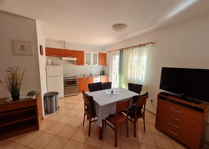 Lägenhet Spert Umag